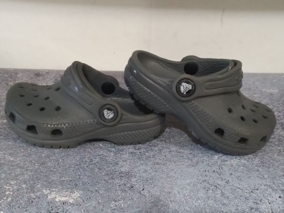 Дитячі крокси Iconic Crocs Comfort C 6 (оригінал)