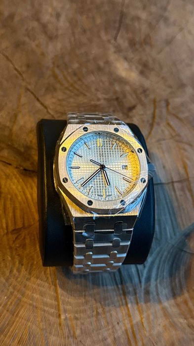 Relógio Suíço Royal King Jules Louis Edward - 42mm - Branco