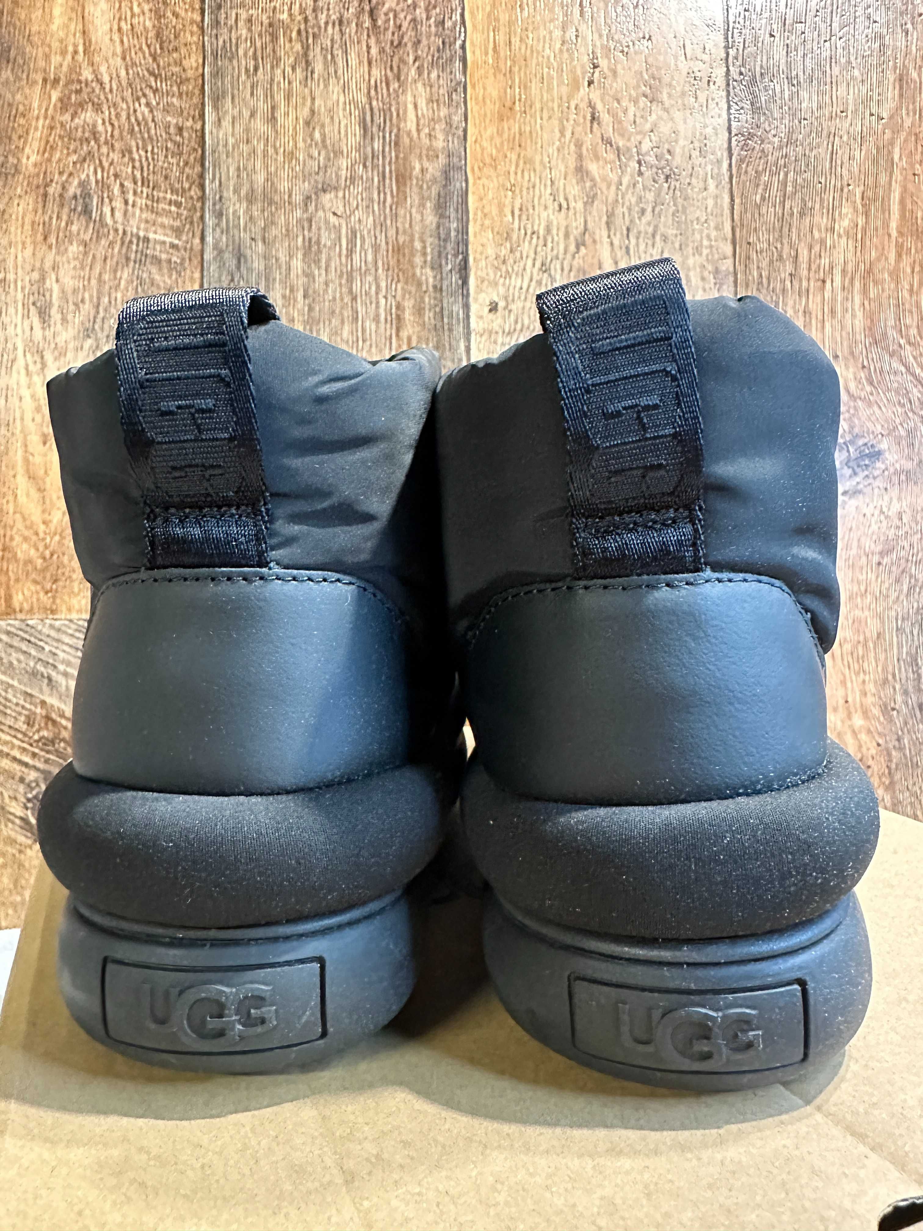 Śniegowce UGG Classic Maxi Mini 39