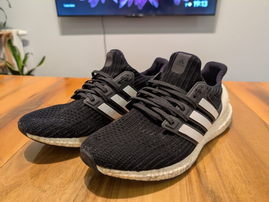Buty Adidas Ultra Boost 4.0 Show Your Stripes Black [AQ007l62] 45 1/3