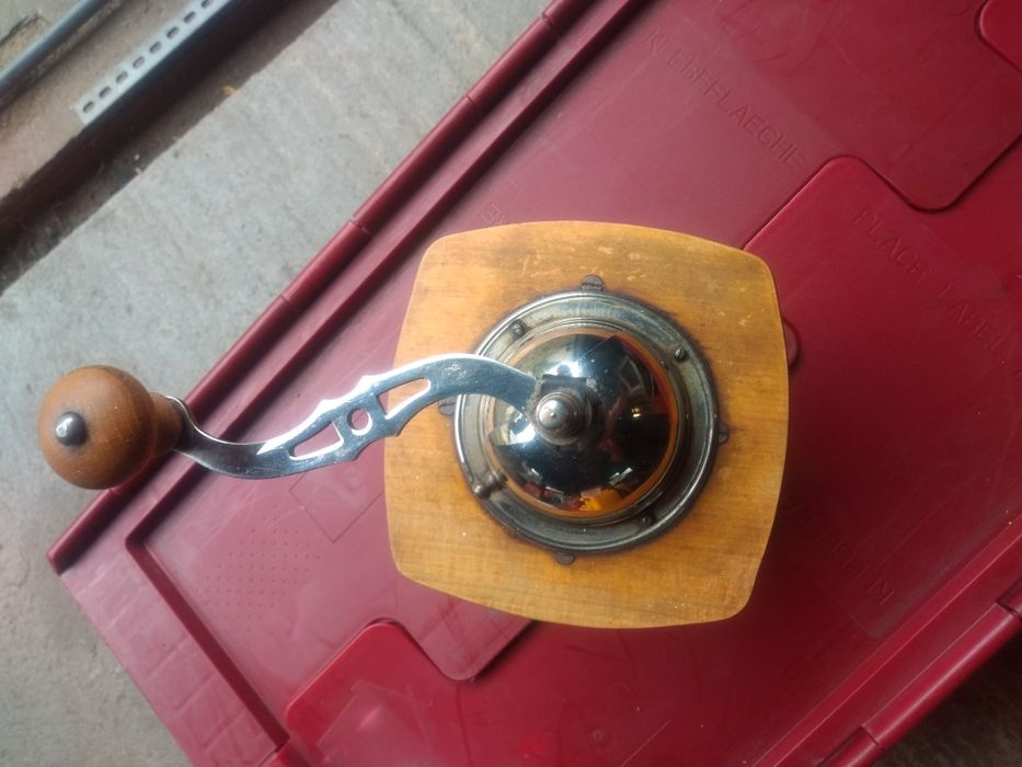 Stary młynek do kawy , pieprzu