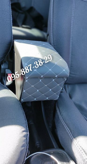 Подлокотник Опель Зафира А Opel Zafira A 1999-2005  строчка всех цвето