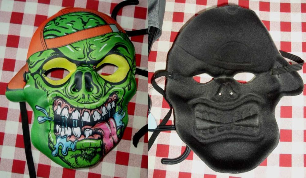 Новый костюм карнавальный ЗОМБИ ПИРАТ с маской 13-14 лет рост 164