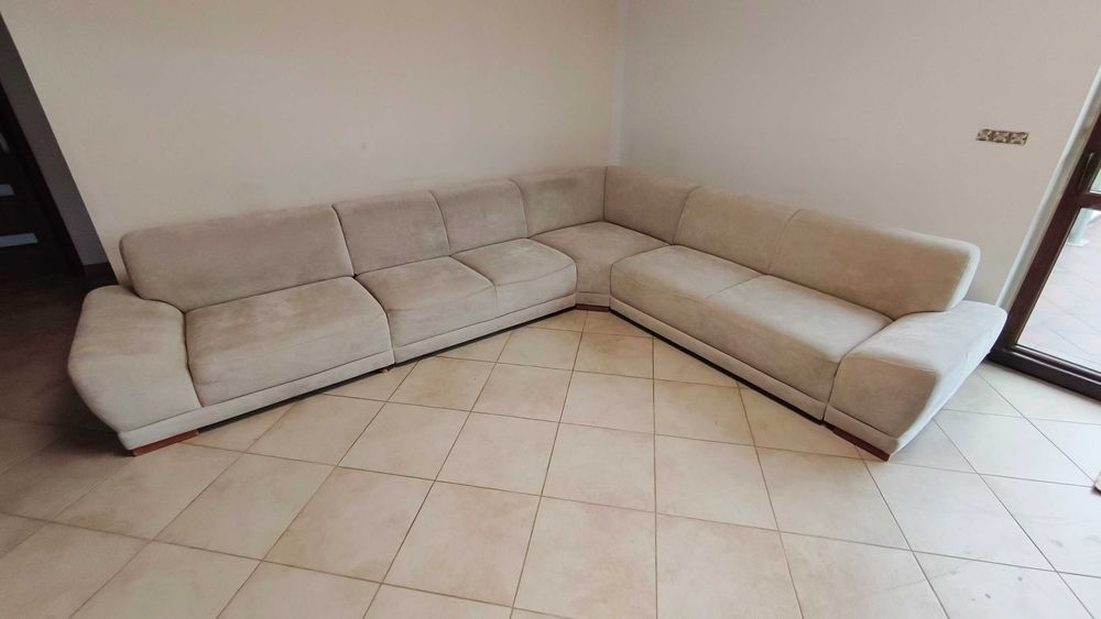 Duża narożna sofa 290 cm x 360 cm z leżanką - wygoda i styl, jasny beż
