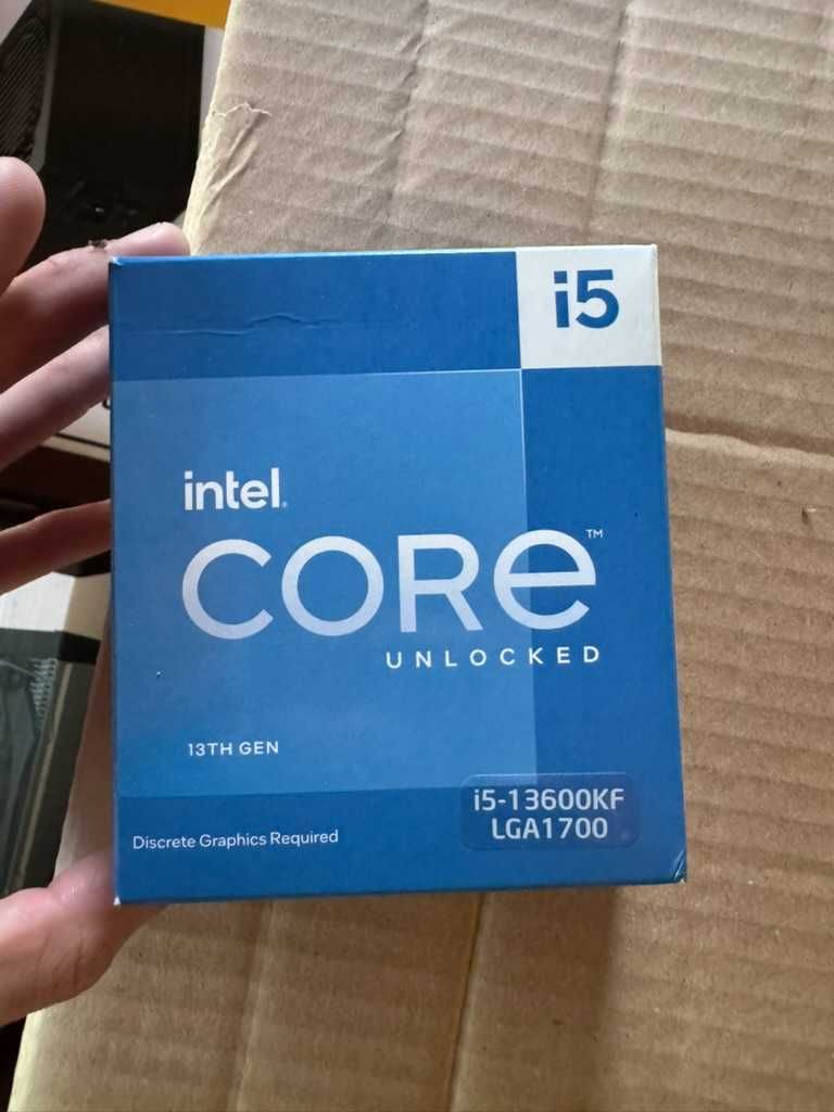 Komputer gamingowy, intel core i5-13600kf, rtx 3060 12gb, 16gb ram