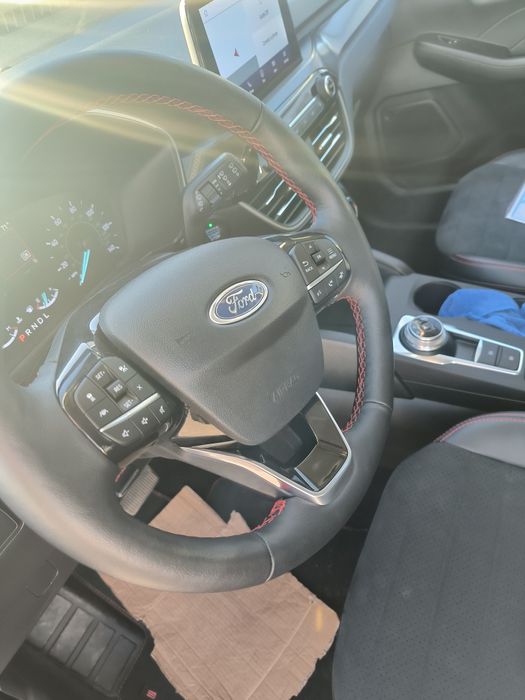 Продам щойно пригнане авто із США FORD ESCAPE