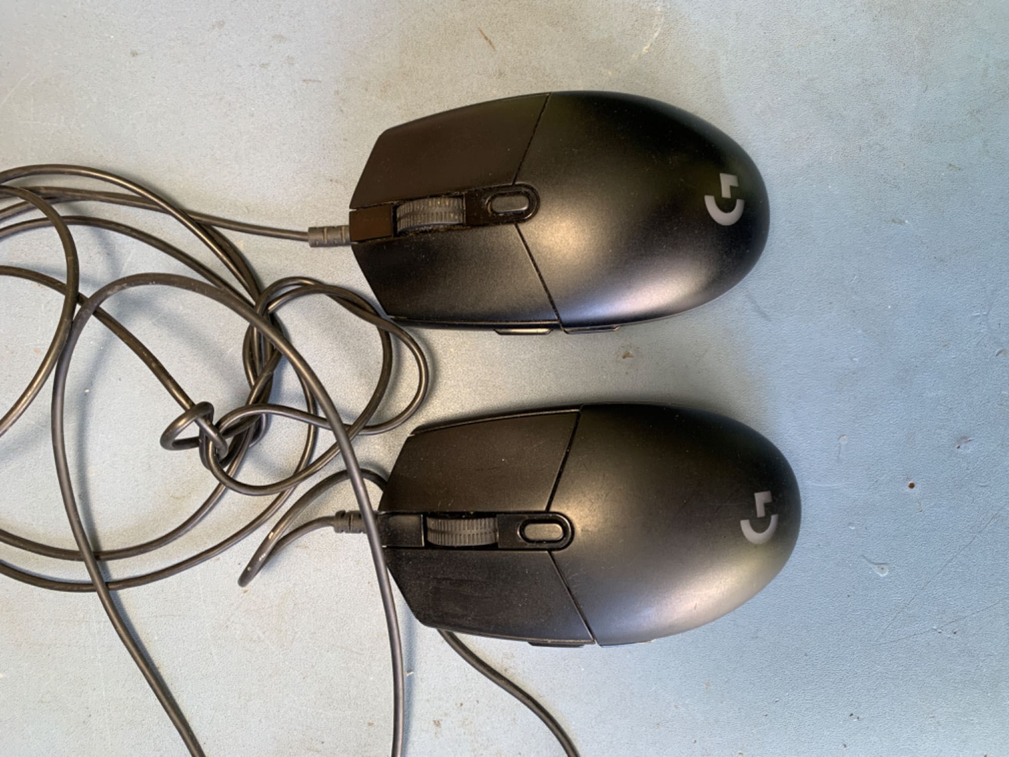Мишка Logitech g102