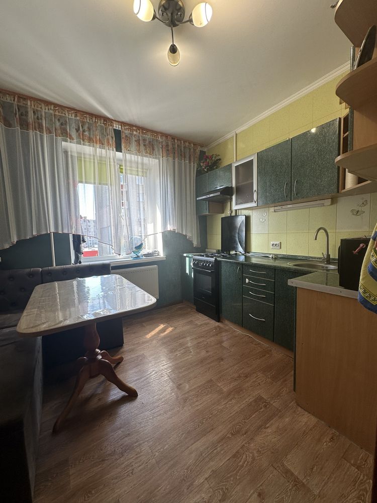 Продаж 4-х кімнатної квартири, район Масани