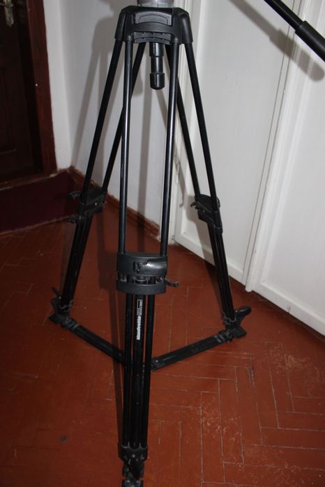 Штатив Manfrotto