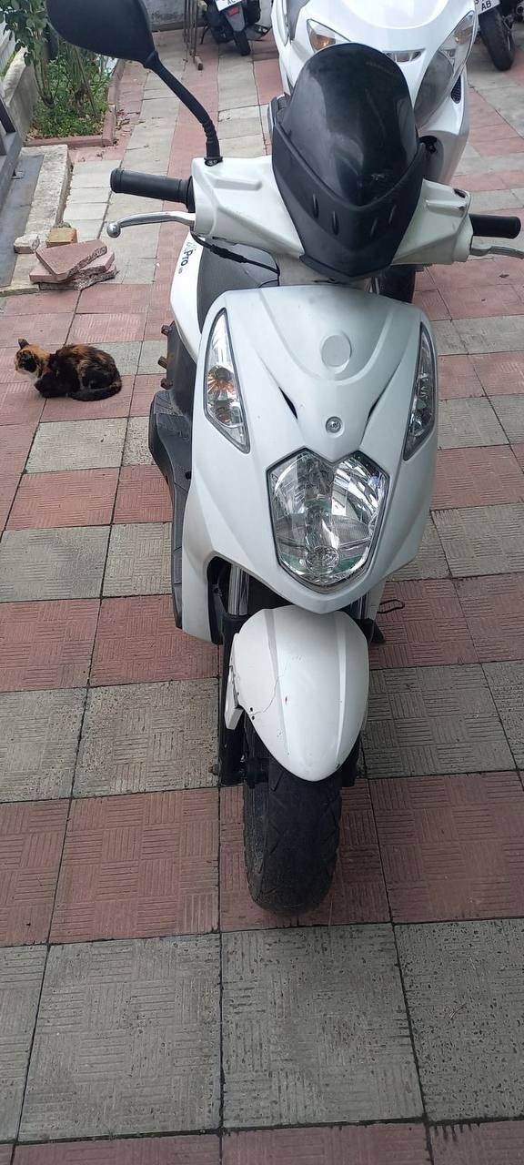 Продам мотороллер / скутер SYM 125 X-PRO