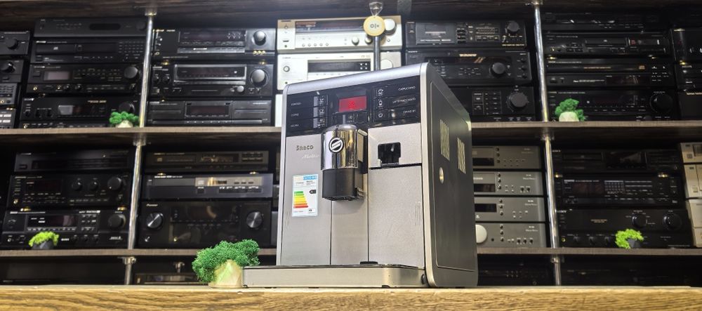 Кавова машина Saeco Moltio (HD8777)