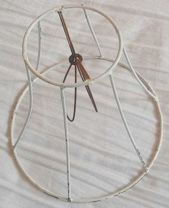 PRL - stelaż do abażuru lampki na żarówki świecowe wysokość 11,5cm