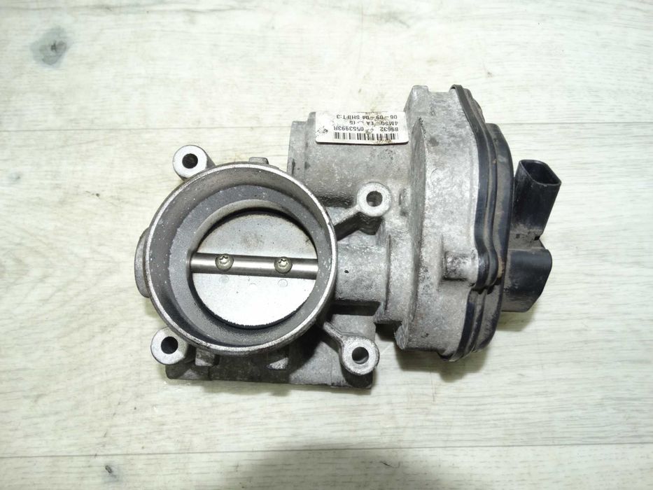 Б/у дросельна заслінка Ford C-MAX Focus II Volvo S40  4M5GEALF15