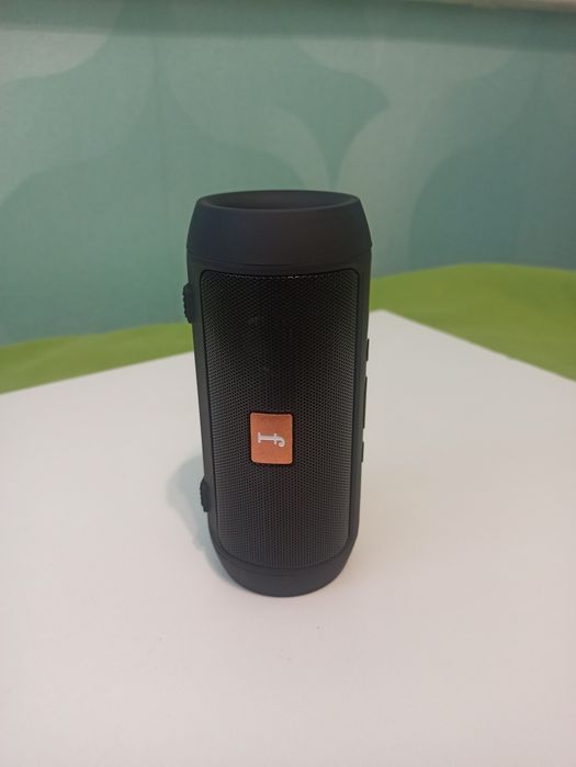 Беспроводная Bluetooth колонка новая