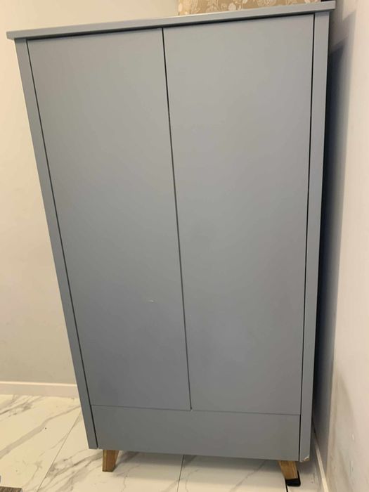 Sprzedam szafę  dwurdzeniowa