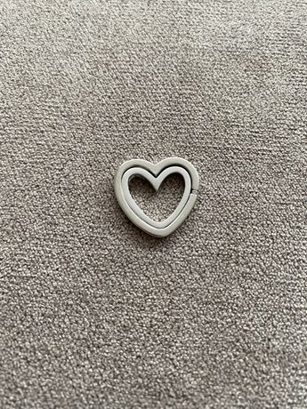 Серебряной кулон сердечко с бриллиантом двойной