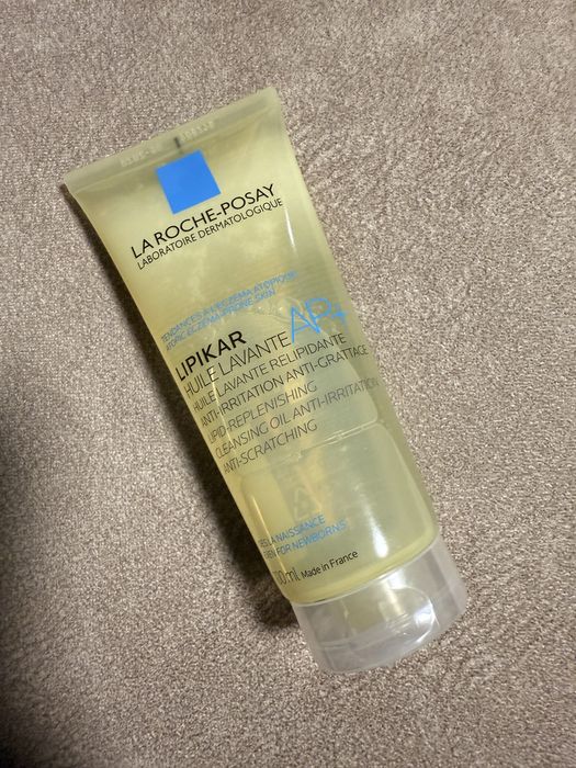 La roche-posay lipikar huile ap+зволожуюча ліпідна масло,олія