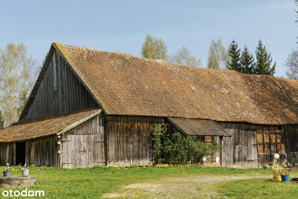 Atrakcyjna działka rolna z zabudowaniami