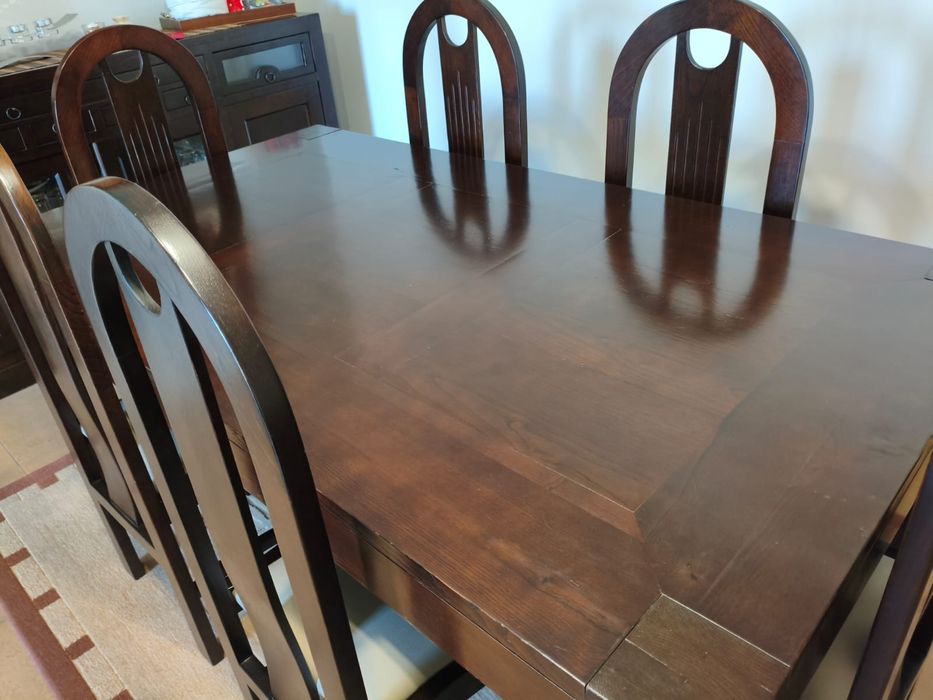 Conjunto Sala de Jantar (mesa, cadeiras e aparador)