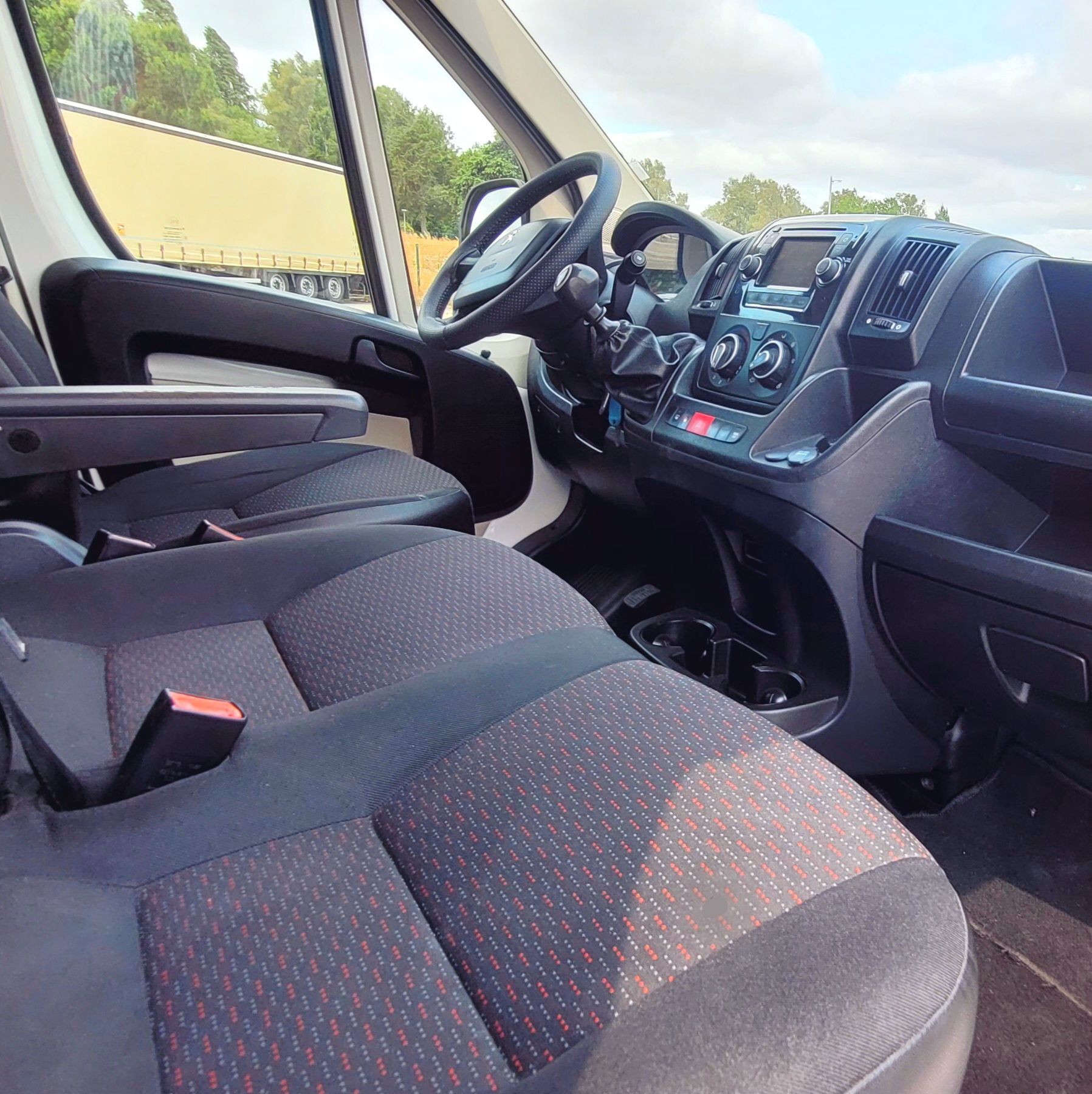 Peugeot Boxer 2.0 hdi L3H2 (longa) 160 Cv -Pronta a Circular