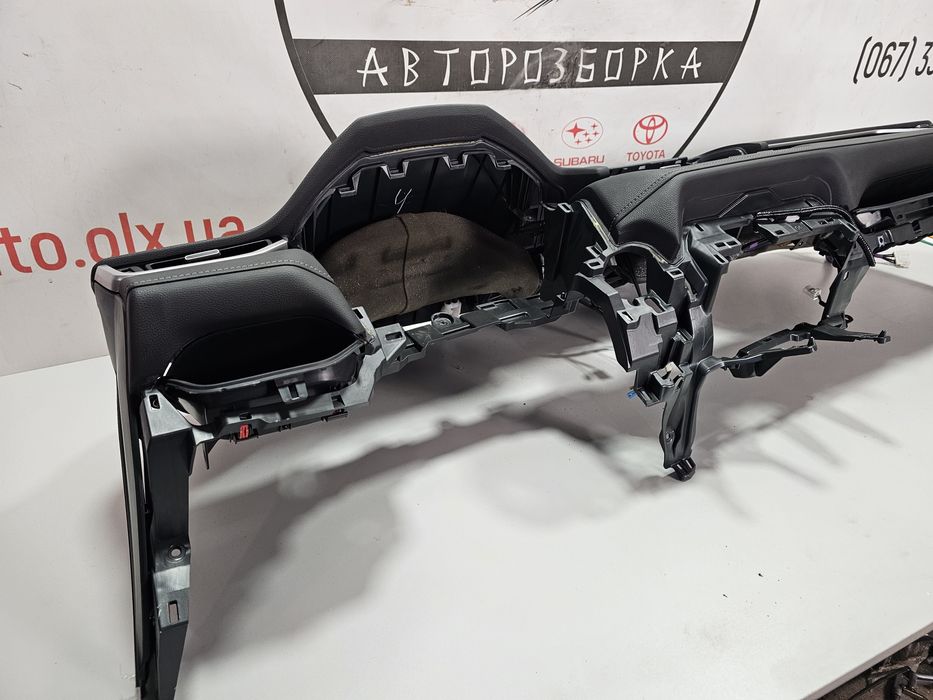 Торпедо панель консоль AIR BAG Toyota RAV 4 XA50 2018 -
