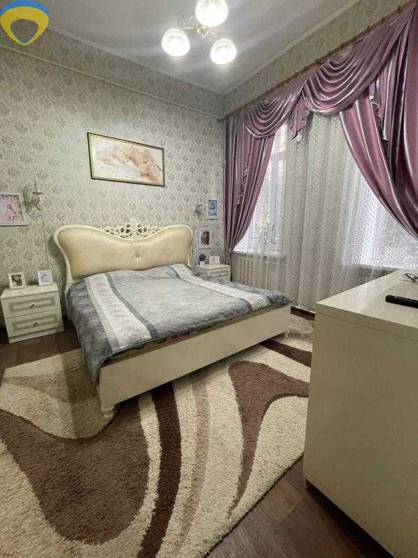 Двокімнатна квартира для сім'ї  в Приморському районі