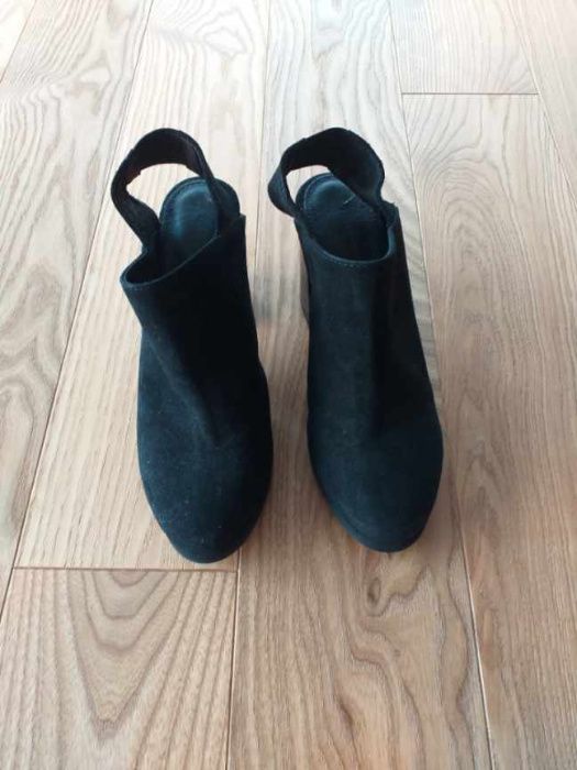 Nowe buty botki bez pięty czarne skóra rozm. 38