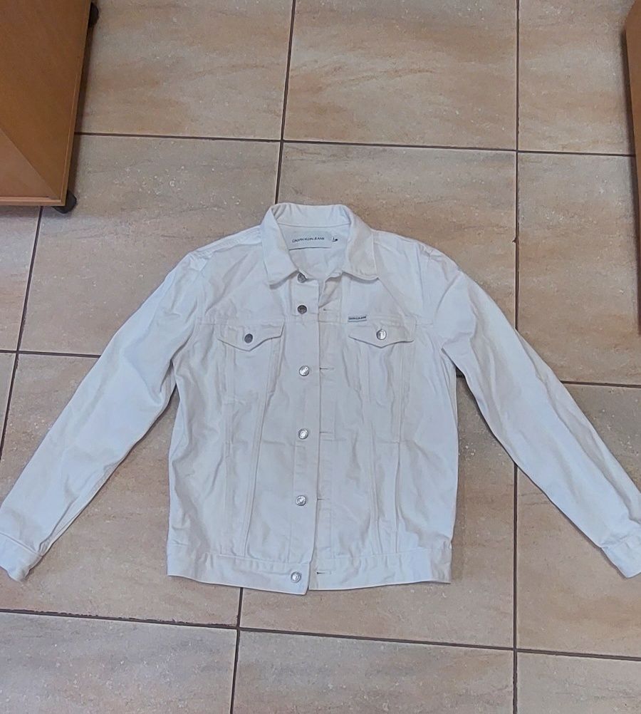 Куртка джинсовая Calvin Klein б/у р.164-170