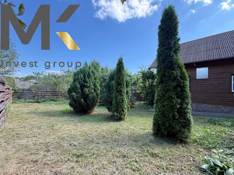 Будинок з банею в Петрушках