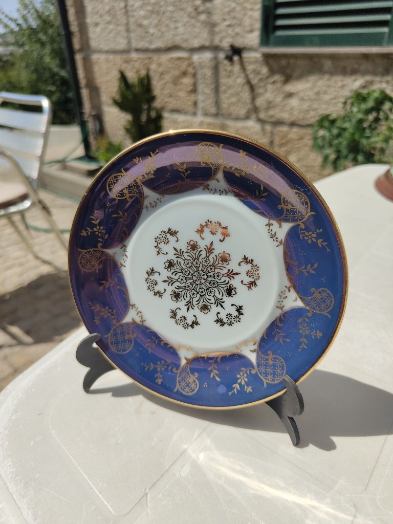 Pratos/Cinzeiros Antigos