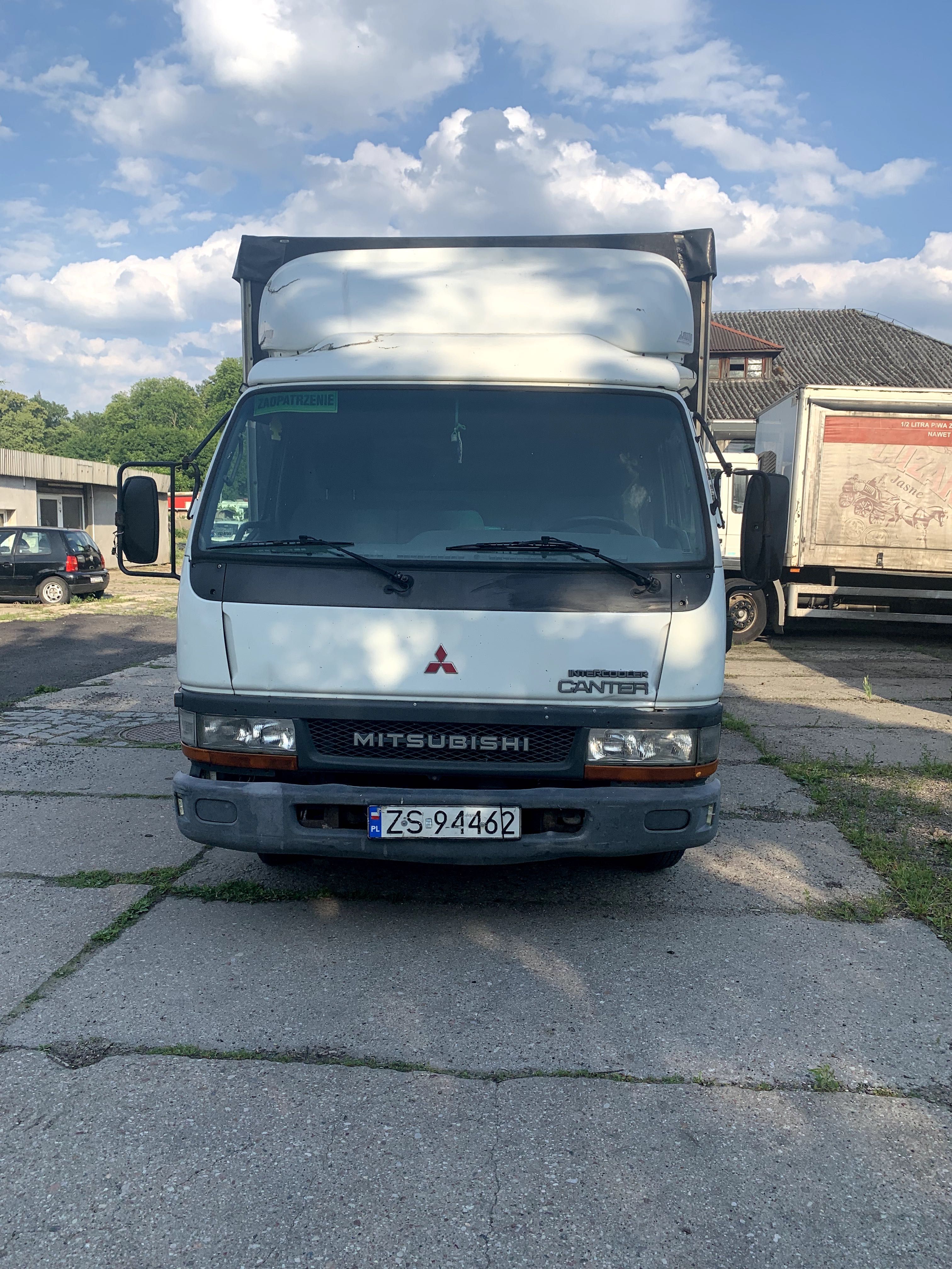 Mitsubishi Canter 35 kontener 2 szt