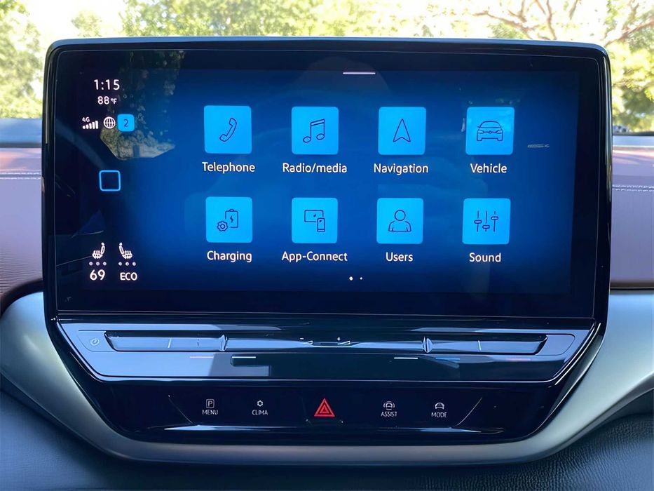 Volkswagen ID.4      2022