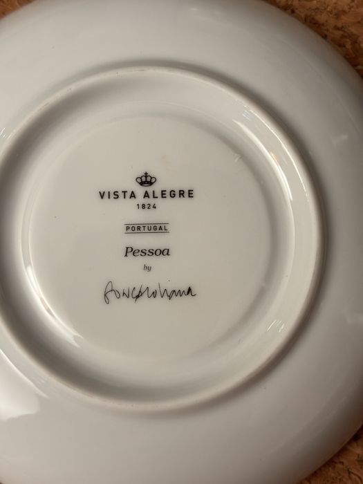 Vista Alegre, Fernando Pessoa, chavenas de café.