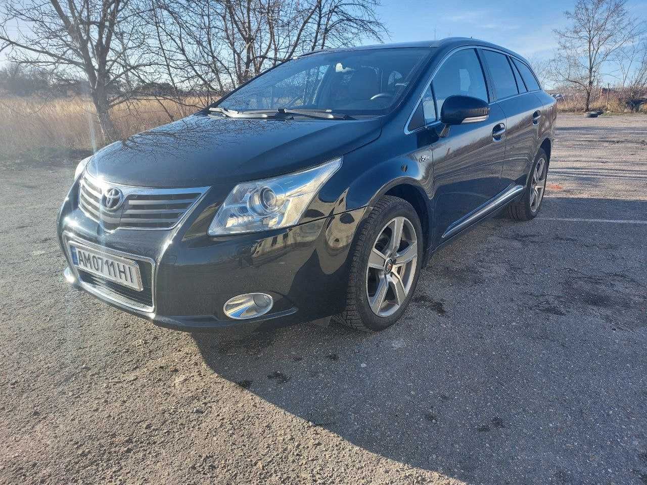 Toyota Avensis 2010 р. максимальна комплектація