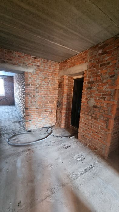 Продам 2-х кімнатну квартиру в ЖК Авіатор 2