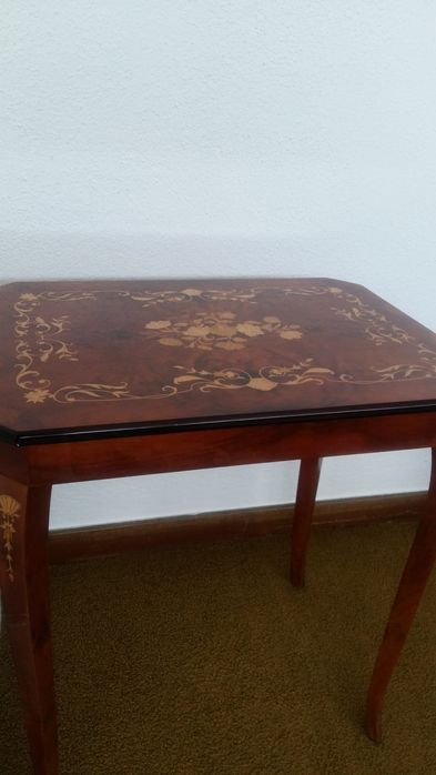 Mesa de Jogo Italiana em madeira nobre com incrustações IMACULADA