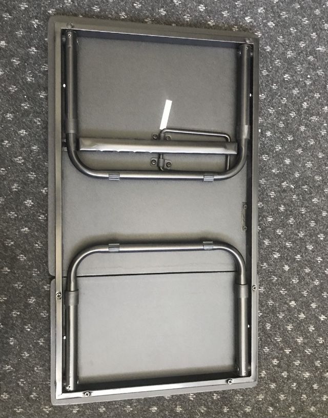 Stolik pod laptopa