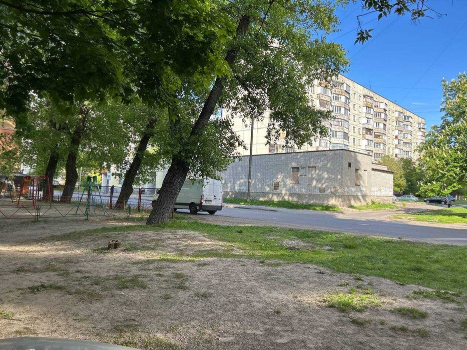 Оренда комерційного приміщення — 220 м² район Шерстянка