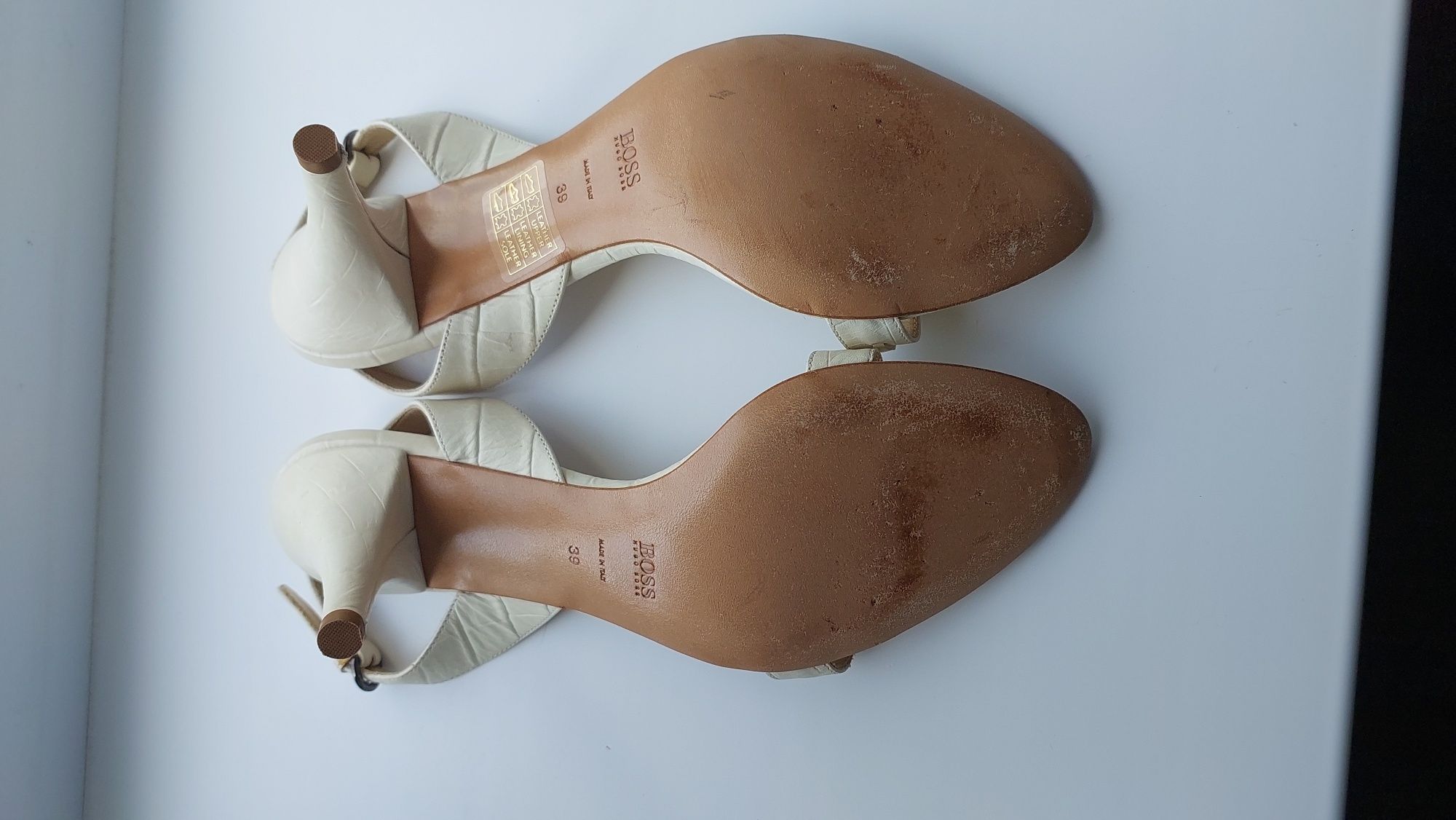 Босоніжки Hugo Boss, 39 р.