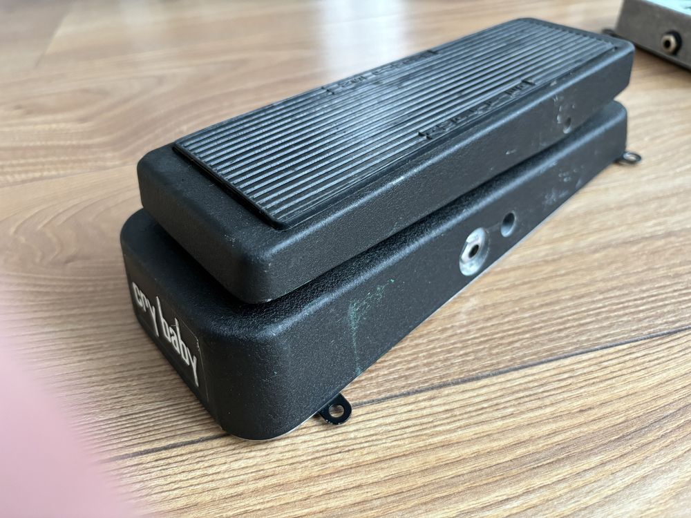 CRY BABY wah wah pedal