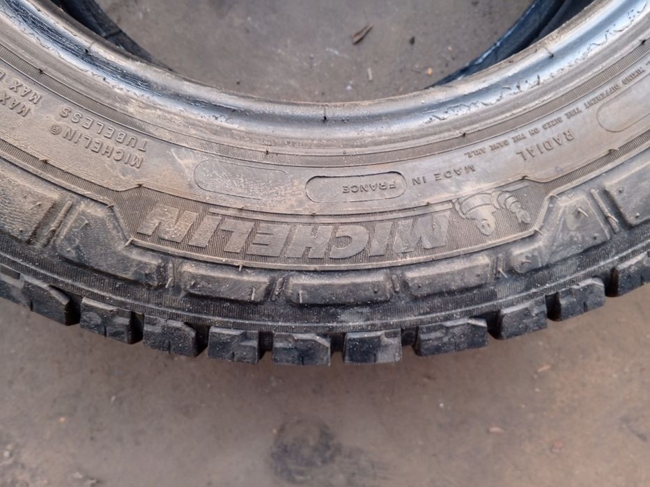 R16C/215/65.мешлін.