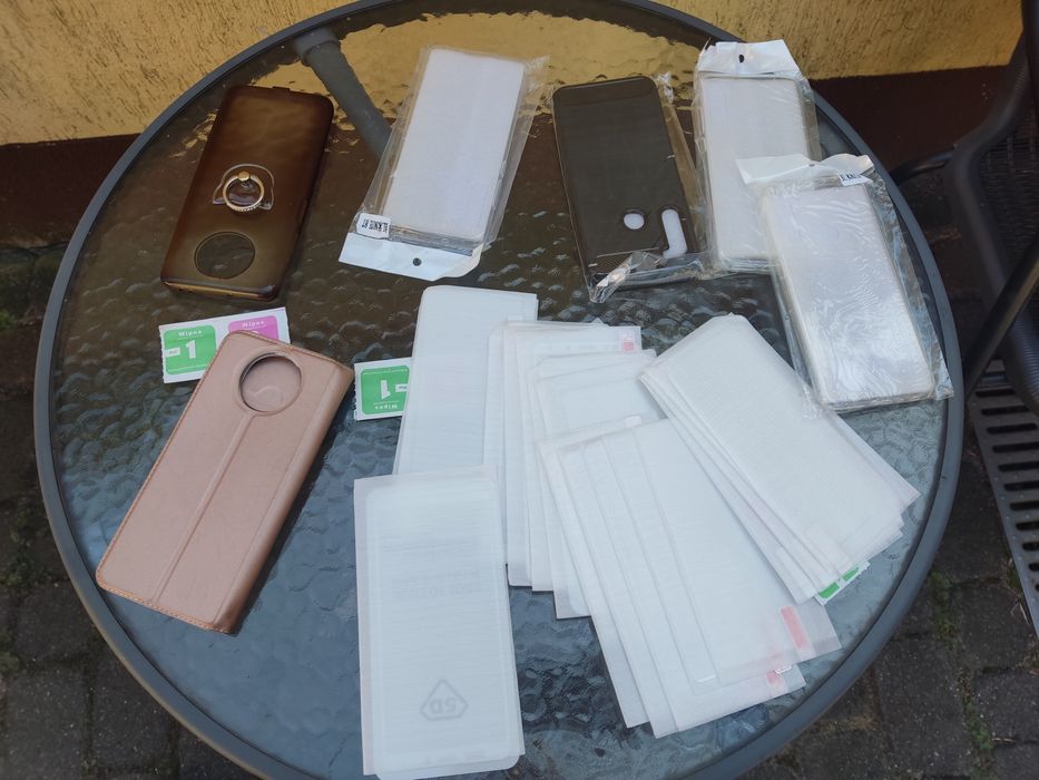 Akcesoria do telefonów większość nowe szybki etui