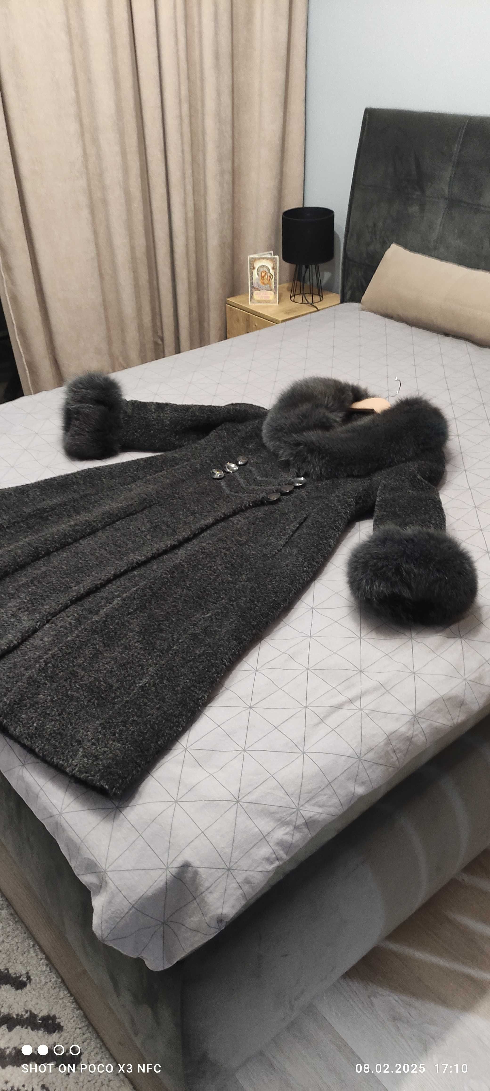 Продаю жіноче драпове пальто