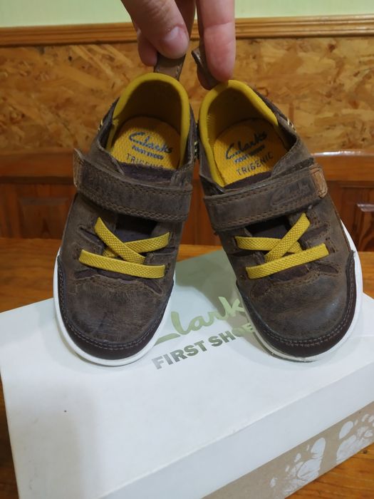 Дитячі кеди-туфлі Clarks (шкіра) 21 розмір