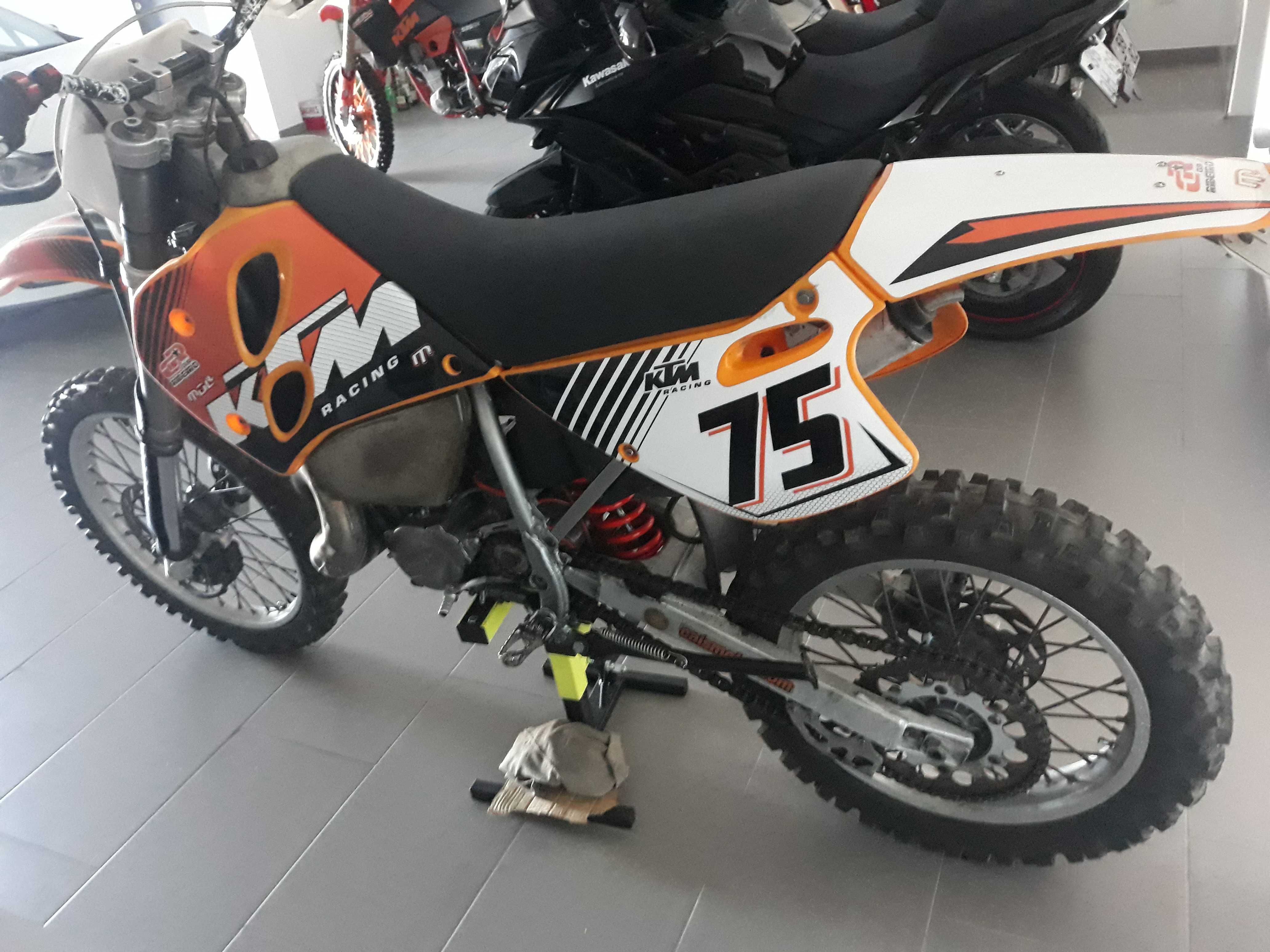 KTM 300 2T - Matriculada e com luzes - Toda restaurada