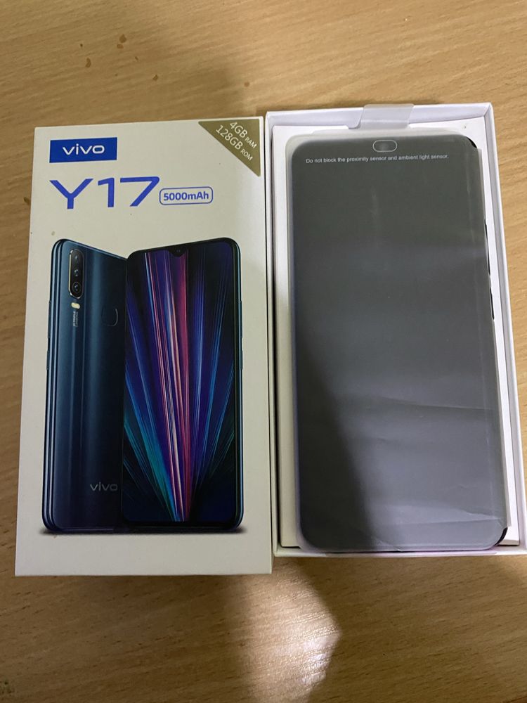 Продаю VIVO Y17