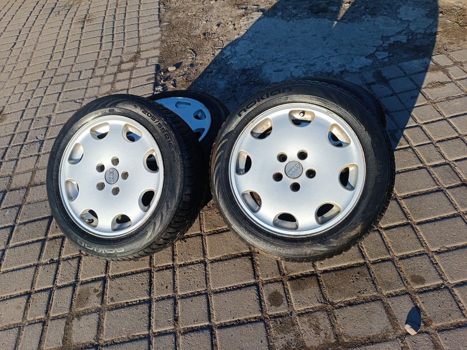 Диски ауді r16 5/112 з зимовою резиною