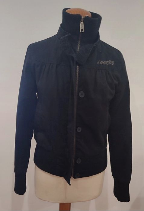 Casaco preto Deeply - M