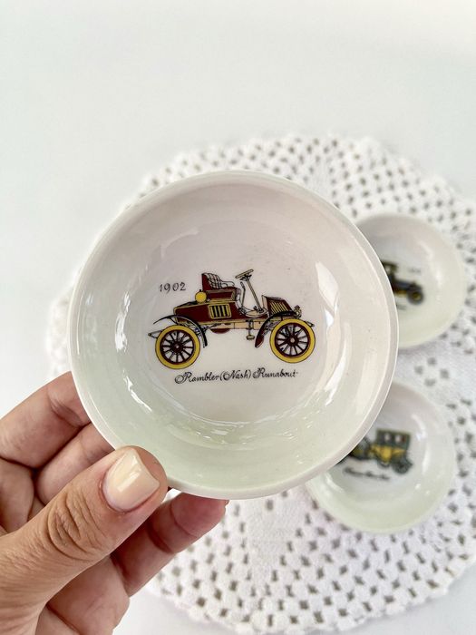 Вінтажні розетки “historische automobile” helmut krüger попільнички