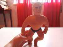 Figura    Grande wrestling Hasbro Stretch